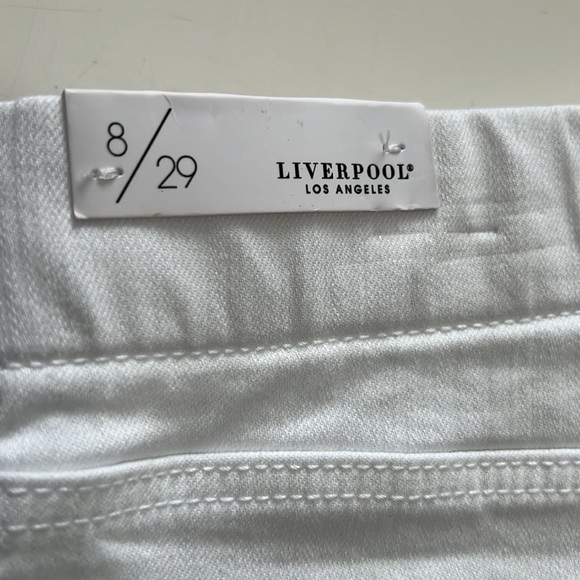 Liverpool Los Angeles Chloe Bermuda Rolled Cuff Stretch Shorts Bright White - Picture 10 of 14